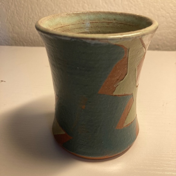 Vintage Signed Studio Pottery Cup Mug 1984 - Picture 3 of 9